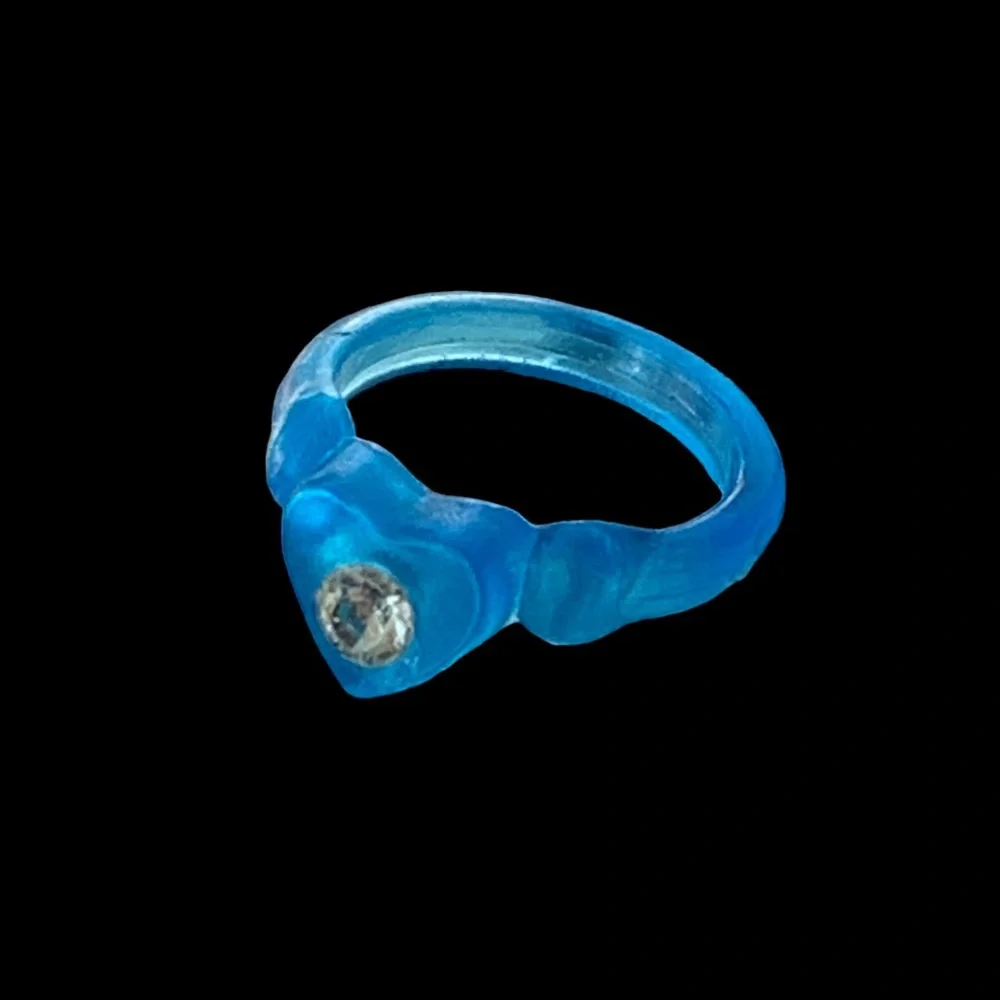 Pretty Blue Acrylic Heart Ring Center Clear Rhinestone